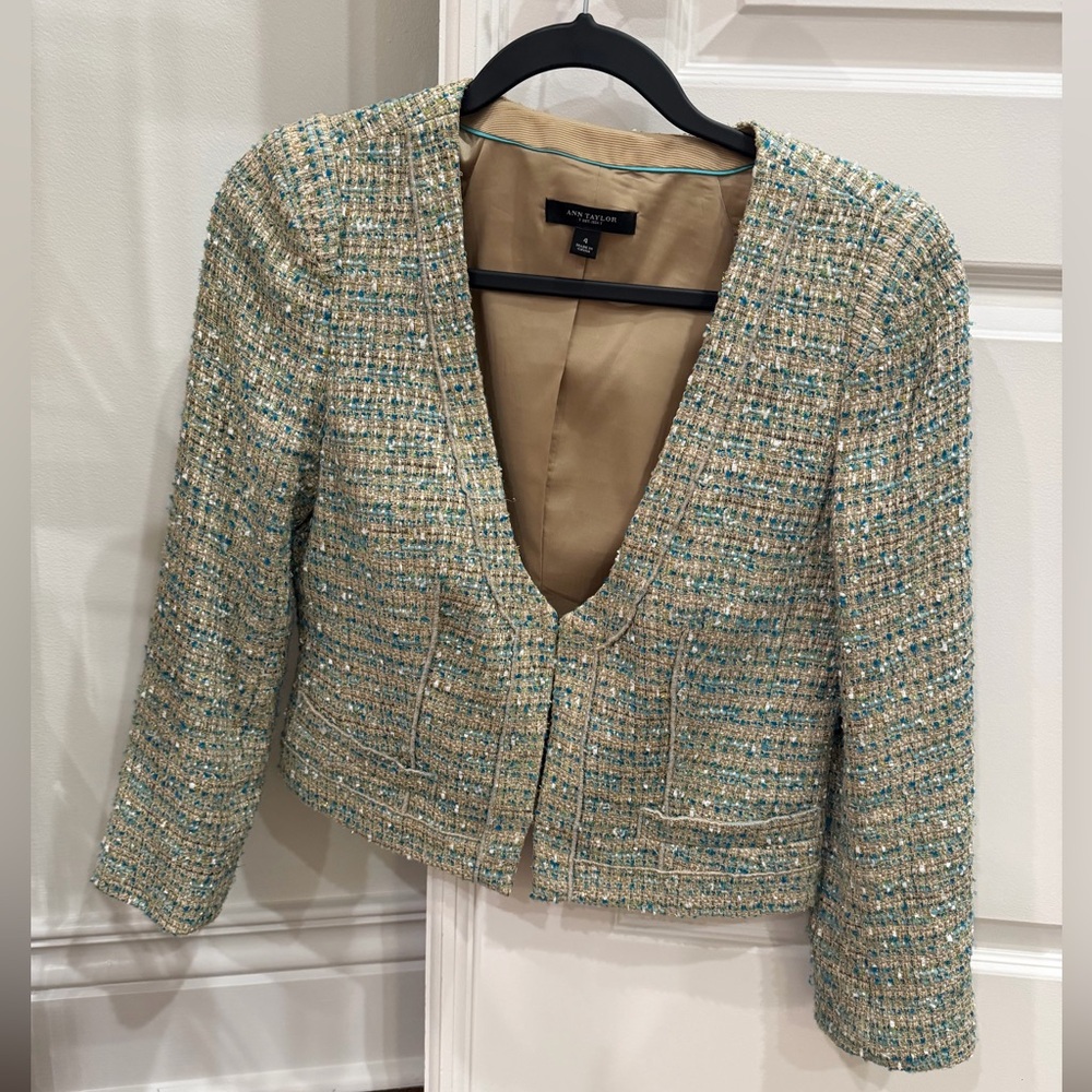 Ann Taylor Women's Metallic Tweed Jacket in Blue, Tan & Gold size 4